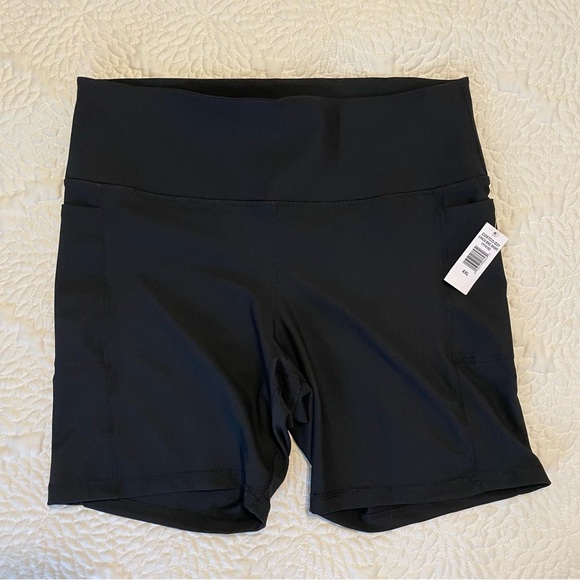 Danskin black athletic shorts - Picture 1 of 2